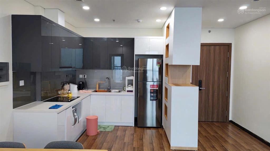 Chủ nhà chuyển đổi lên căn to gửi bên em bán gấp căn hộ 67m2 2 ngủ full nội thất đẹp tại mon city
