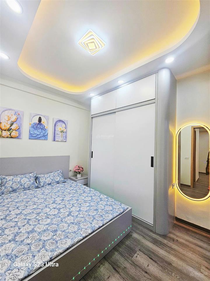Chủ nhà gửi bán gấp căn hộ 55m2, 2 ngủ, 1wc nhà full nội thất tại chung cư eco green nguyễn xiển