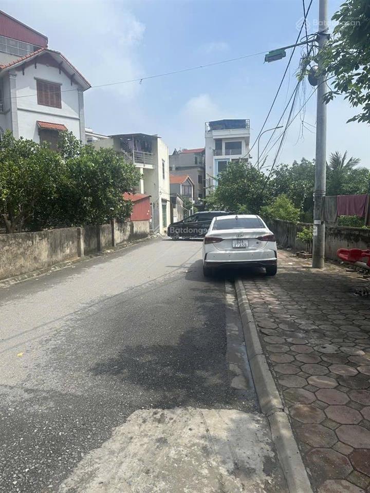 Siêu hiếm nhà 3 tầng gần trường học viện nông nghiệp, trâu quỳ