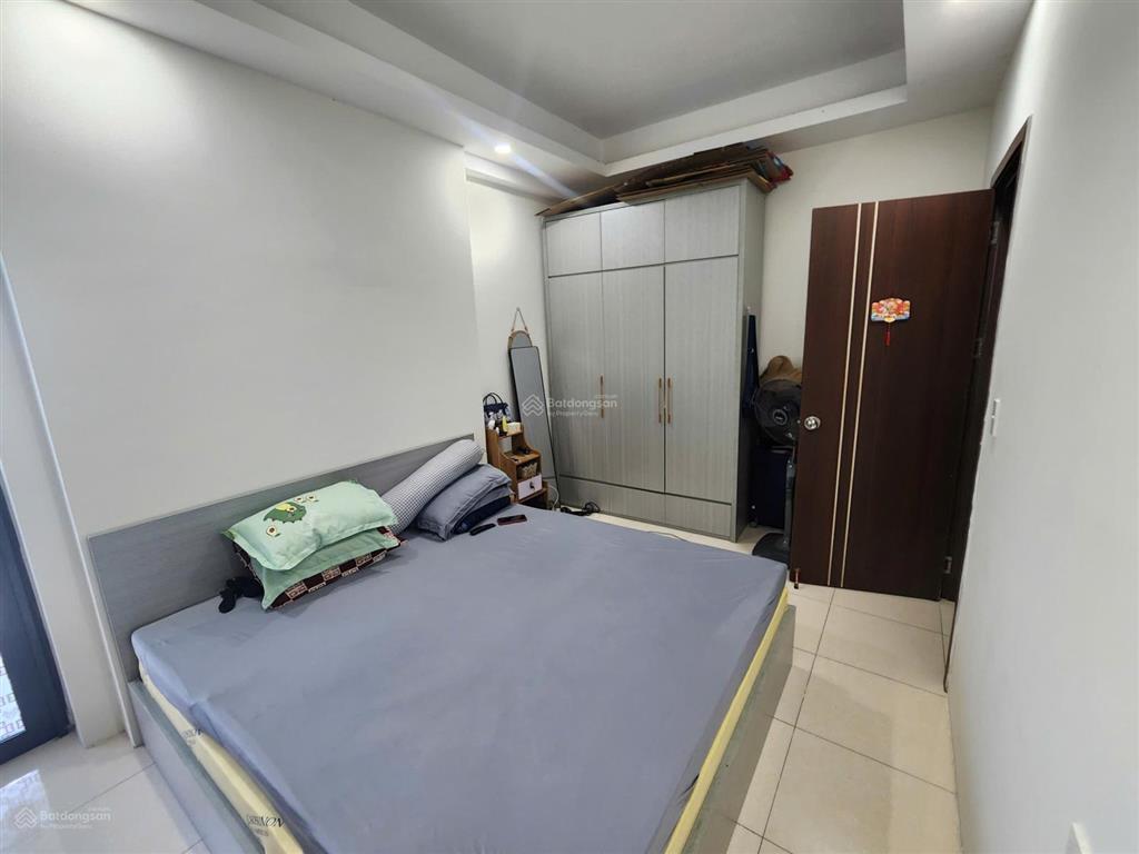 Bán căn ph căn góc 70 m2, 2 ban công view đẹp giá 2 tỷ 2