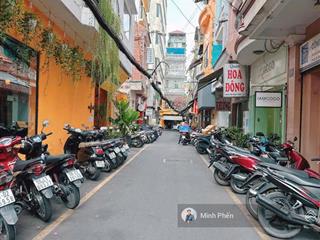 Chỉ 220tr/m2 sở hữu nhà hxh lê thị riêng, q1  dt  4.1 x 24m  cn  99m2  thang máy  chỉ 22 tỷ