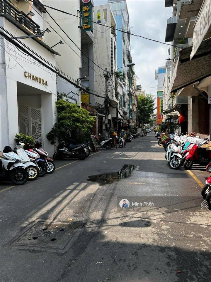 Chính chủ gửi bán 55/ lê thị hồng gấm q1, dt 4x22m  cn ~90m2  3 lầu, hẻm 10m  giá 40.9 tỷ