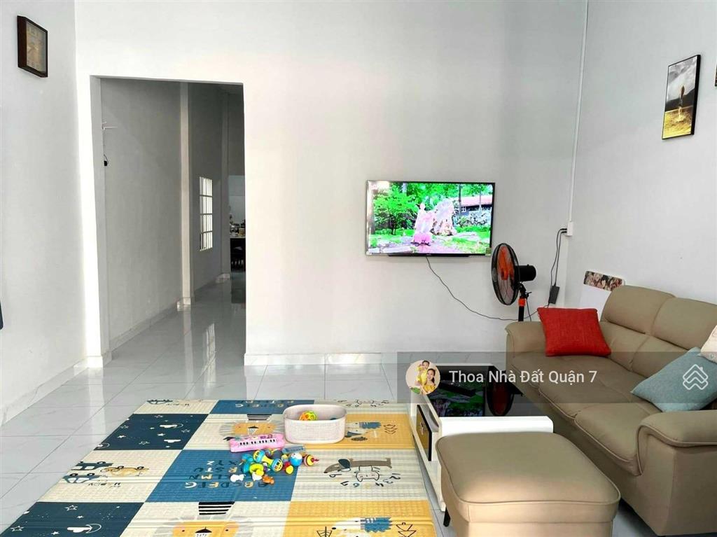 Bán nhà 6x15m đường số 8 ngay chợ tân quy quận 7, nhỉnh 7 tỷ