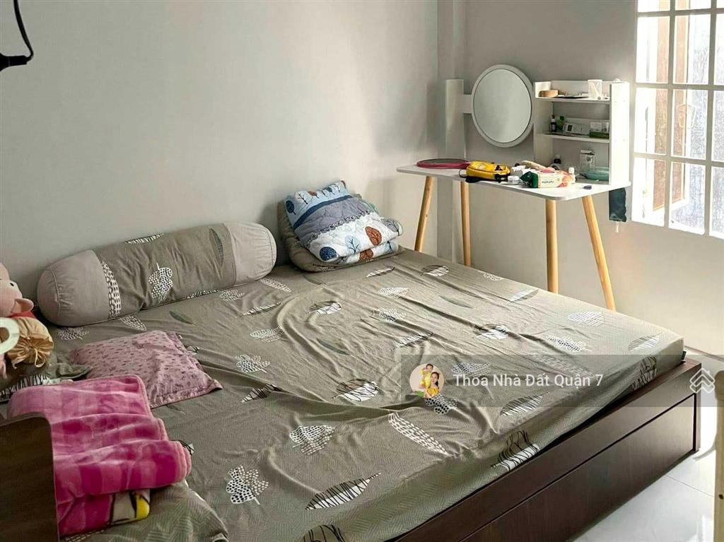 Bán nhà 6x15m đường số 8 ngay chợ tân quy quận 7, nhỉnh 7 tỷ