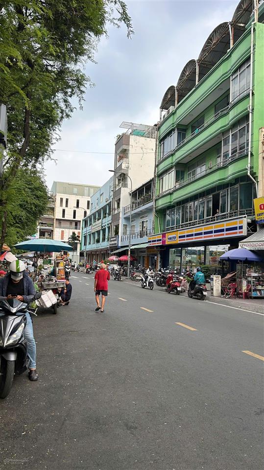 Mặt tiền đào duy từ gần nguyễn tri phương, quận 10 dt 112m2(4x28m), 4 tầng đẹp có thang máy