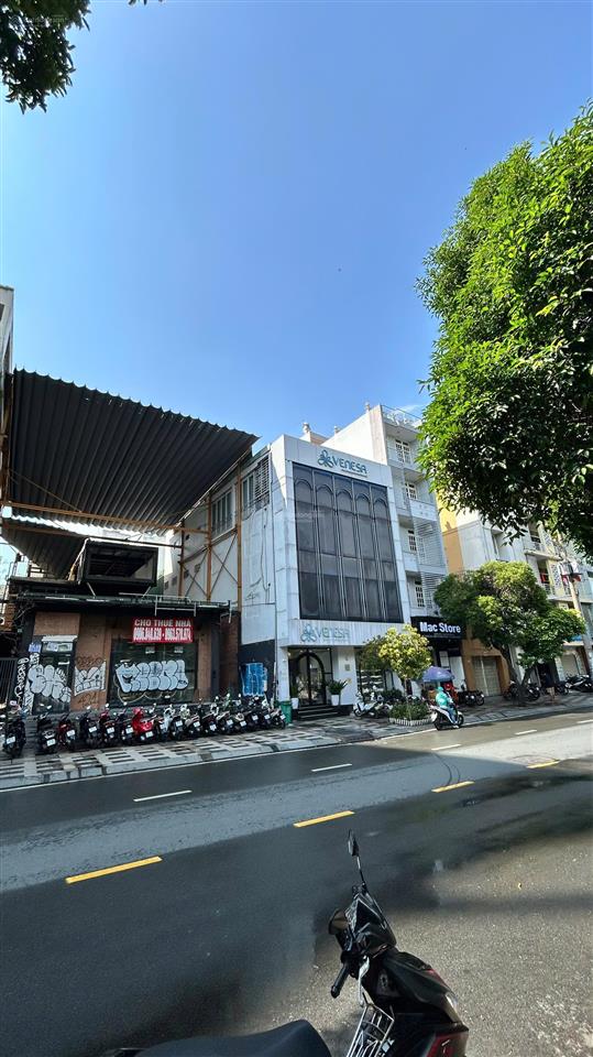Bán gấp tài sản siêu vị trí sát chợ bến thành mặt tiền 138 đường lê lai, phường bến thành, quận 1