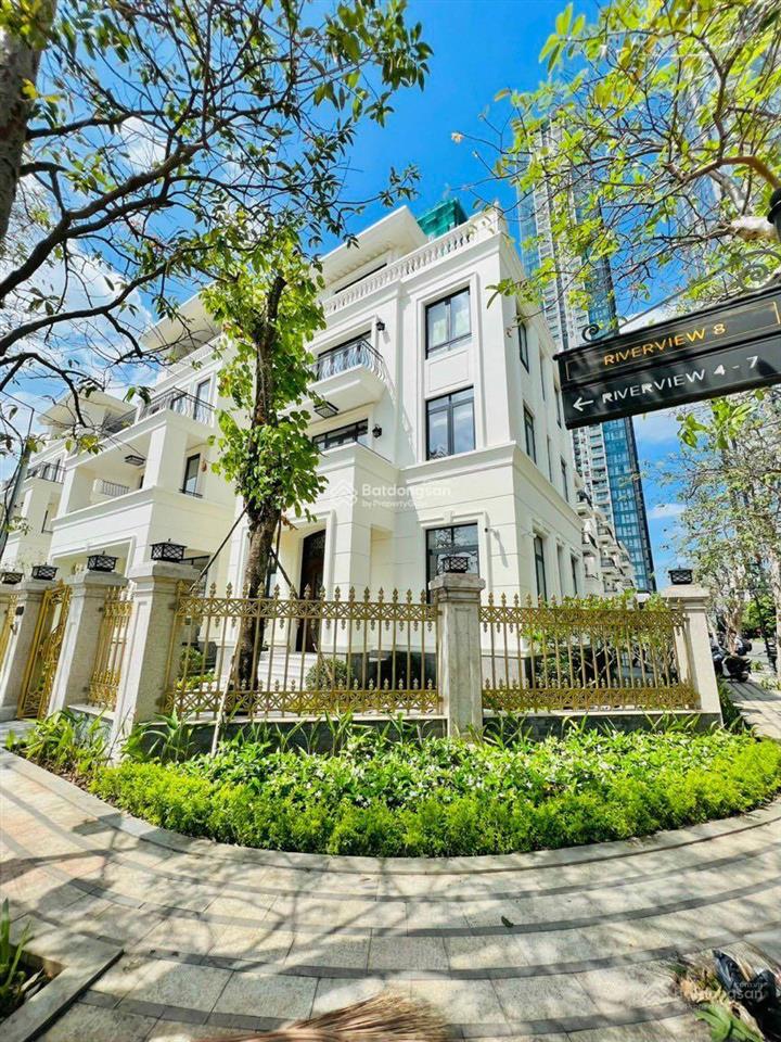 Ms. nancy quỳnh chuyên villa vinhomes bason  biểu tượng sống sang, vị trí vàng, sổ hồng trao tay