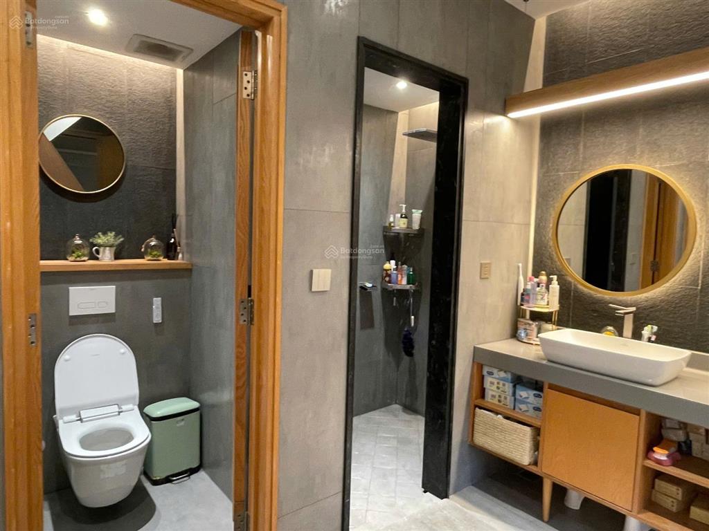 Ms. nancy quỳnh chuyên villa vinhomes bason  biểu tượng sống sang, vị trí vàng, sổ hồng trao tay
