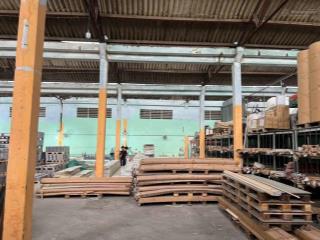 Kho 300m2, đường cont 40f. có bảo vệ 24/24. giá chưa vat 100k/m2