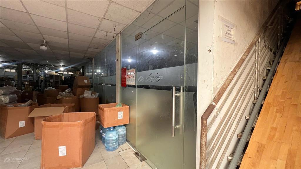 Kho xưởng dtst 1.100m2. giá 65tr/th. đường xe cont, trần la phong sạch sẽ