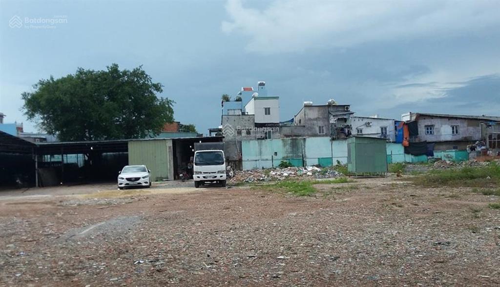 Cụm kho xưởng và bãi trống gần xa lộ hà nội, q9. đường xe cont vào, có pccc. tổng 7.300m2