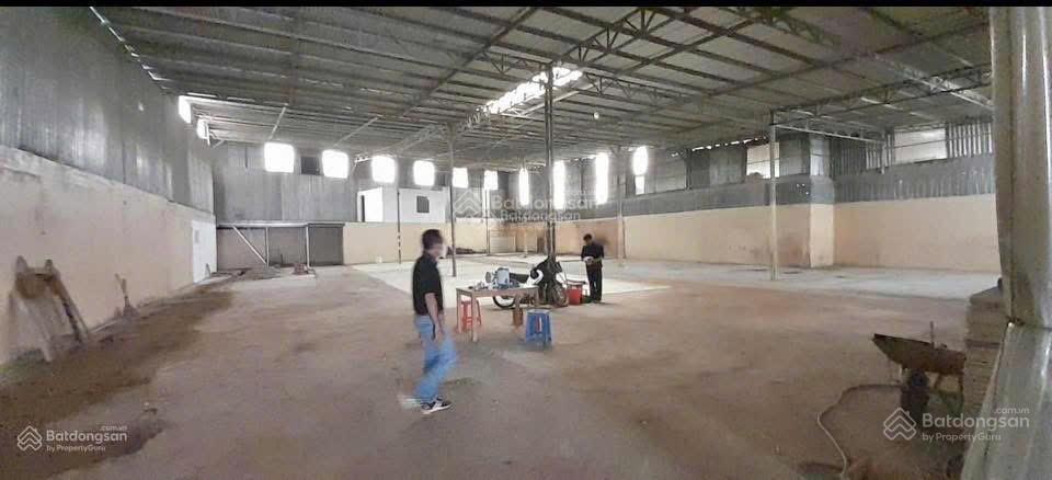 Kho xưởng giá rẻ. 1.100m2 chỉ 50tr/th