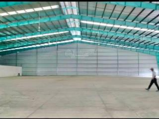 Kho 2.650m² có đầy đủ pccc, cont vào ban ngày, vị trí thuận lợi nhất khu vực thủ đức