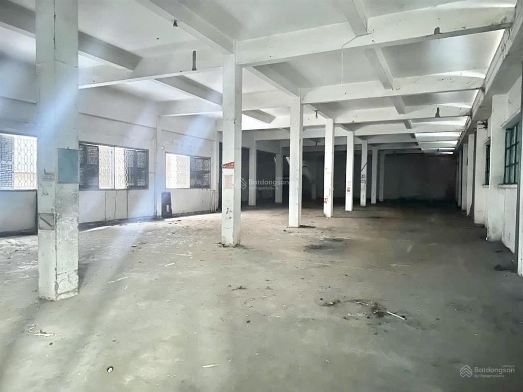 Kho 560m2 ngay trung tâm bình thạnh. đường xe cont, có pccc