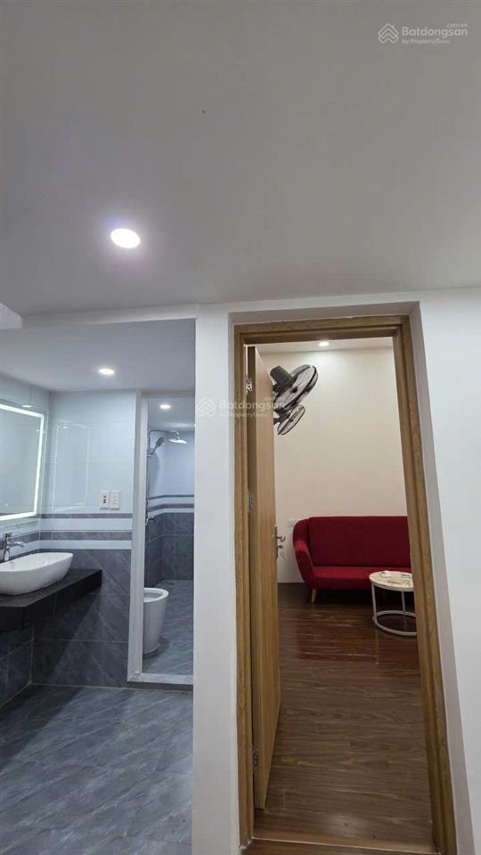 Chính chủ cần bán căn hộ tập thể tầng 2, 80m2, 2pn đào tấn full nội thất