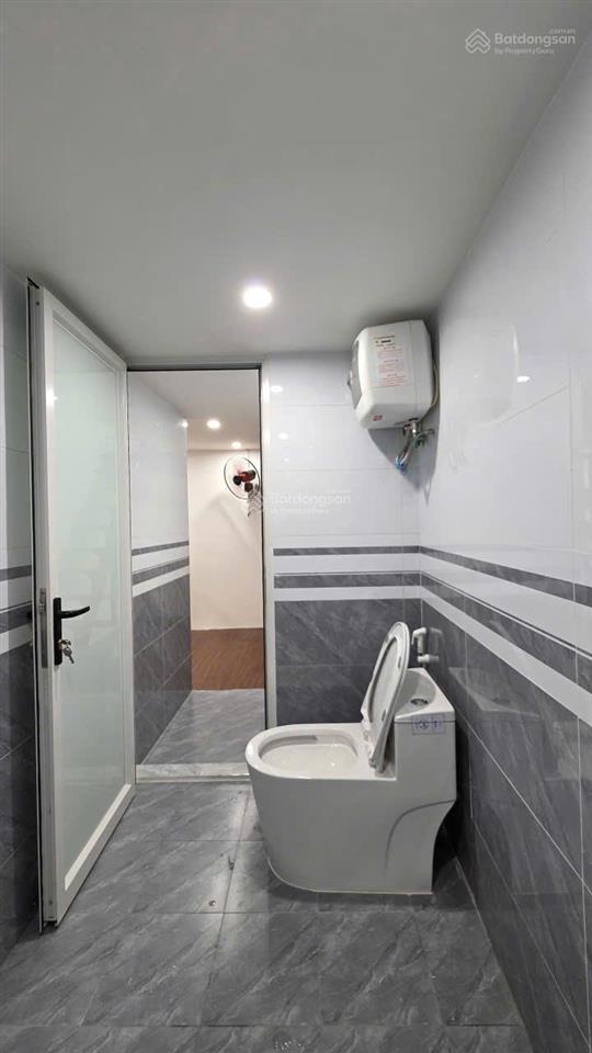 Chính chủ cần bán căn hộ tập thể tầng 2, 80m2, 2pn đào tấn full nội thất