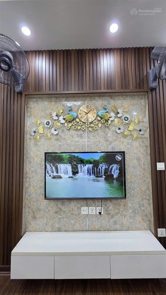Chính chủ cần bán căn hộ tập thể tầng 2, 80m2, 2pn đào tấn full nội thất