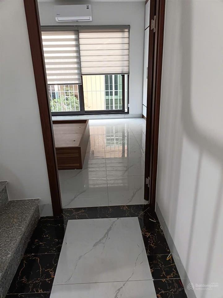Chính chủ cho thuê ccmn 45m², full đồ vào ở ngay số 46 ngõ 72/1 nguyễn trãi, nhân chính, thang máy