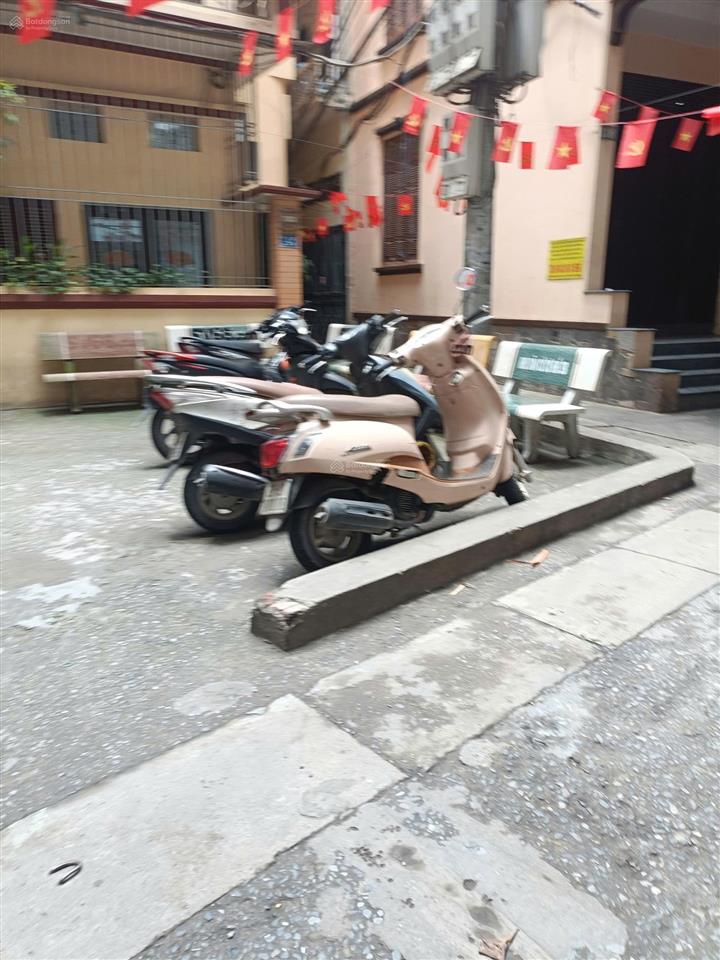 Cần cho thuê phòng trọ tầng 3 nhà số 9, ngõ 20 cự lộc, nhân chính, thanh xuân giá 2tr/tháng