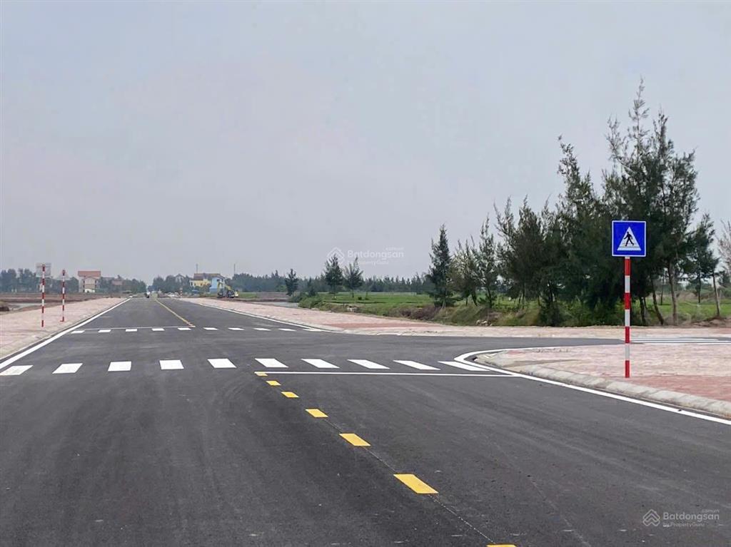 Bán nhanh lô đất 95m2  hải thịnh  giá tham khảo tốt trong khu vực!