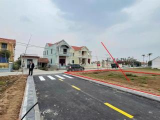 Đất biển ninh cơ  vị trí đẹp bãi tắm chính giá 1 tỳ 200 triệu  diện tích 92m2.  0977 494 ***