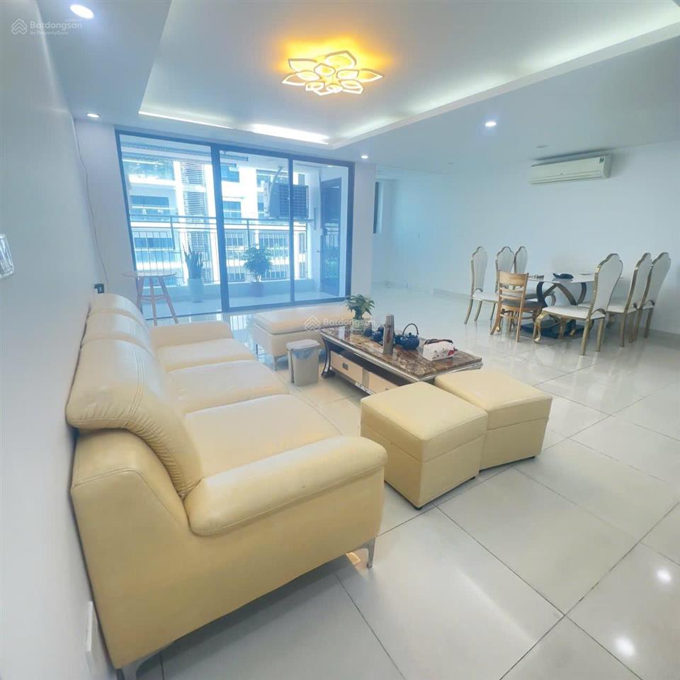 Bán căn hộ 138m2 chung cư golden land, lô góc 4 ngủ 2 vs. sổ chính chủ
