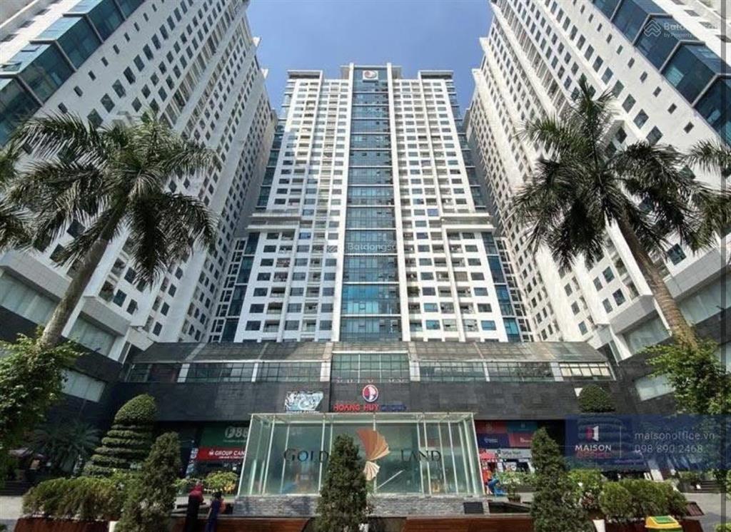 Bán căn hộ chung cư cao cấp golden land. lô góc 148m2 , tầng trung . có 3pn và 2vs.