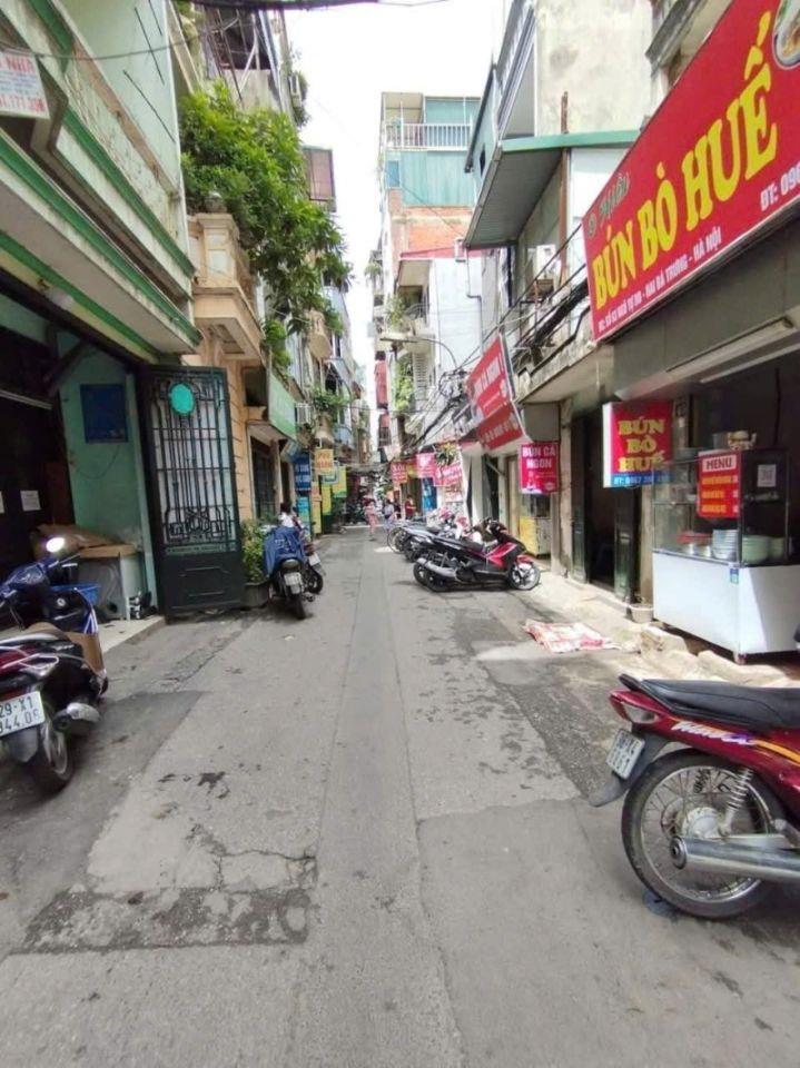 Bán nhà mặt Ngõ Tự Do, phố Đại La 76m2*5 tầng, MT 3.1m, giá 22.5 tỷ 