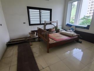 Cho thuê nhà biệt thự 4pn, 3wc, 50m2 tại kđt đồng nguyên, giá siêu hời 4,5 triệu vnd