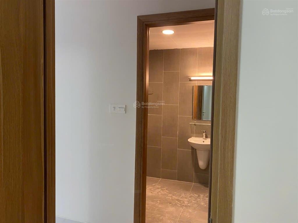 Cho thuê căn hộ 3pn centum wealth  ngã tư thủ đức vào ở liền