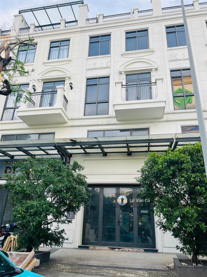 Shophouse lakeview city chính chủ cần bán gấp nhà dt 5x20m 5 tầng nhà hoàn thiện gía bán 21 tỷ