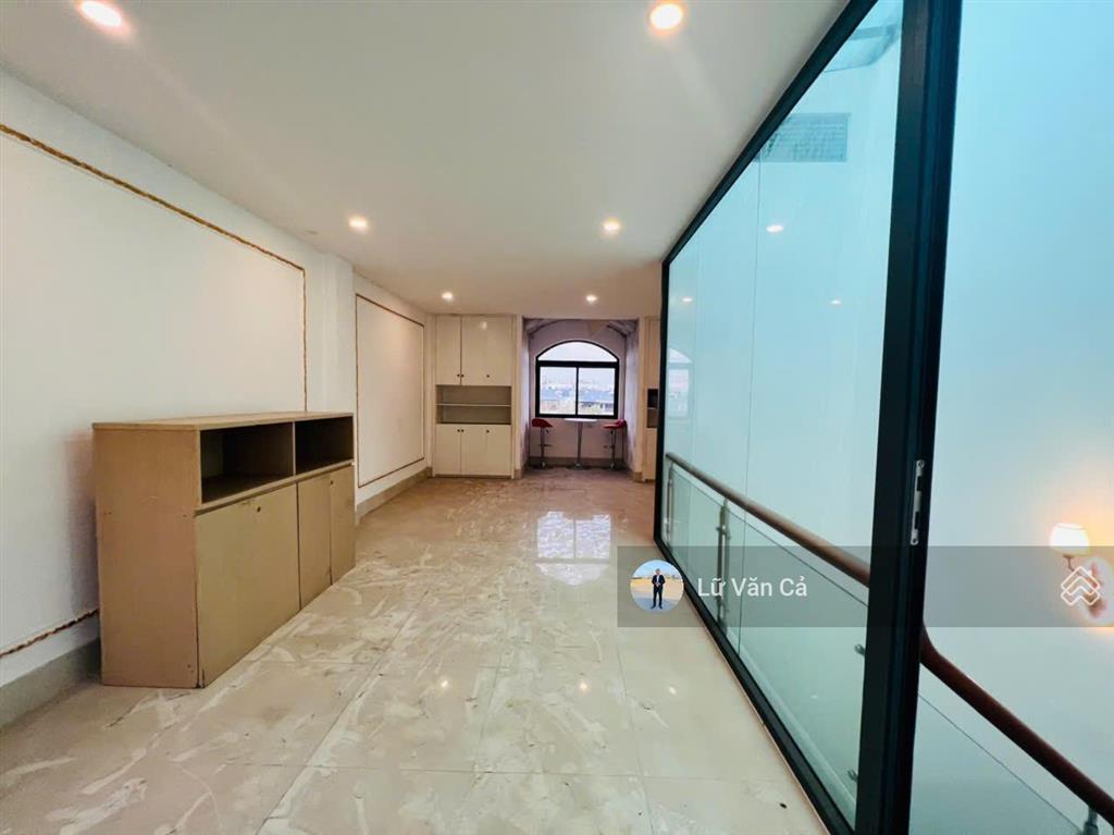 View hồ lakeview city cho thuê nhà phố dt 5x20m nội thất mới đẹp, trục đường 25m, giá thuê 33 triệu