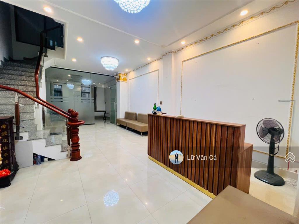 View hồ lakeview city cho thuê nhà phố dt 5x20m nội thất mới đẹp, trục đường 25m, giá thuê 33 triệu