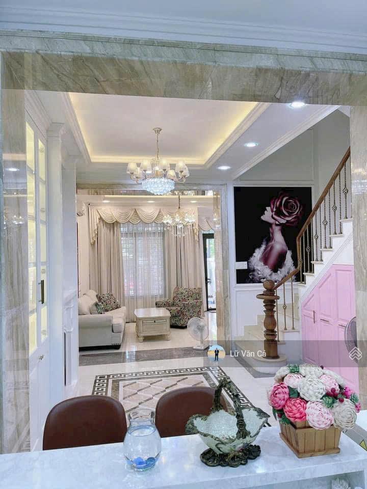 Nhà phố lakeview city full nội thất cao cấp dt 5x20m 5 phòng ngủ giá thuê 34 tr/th  0907 860 ***