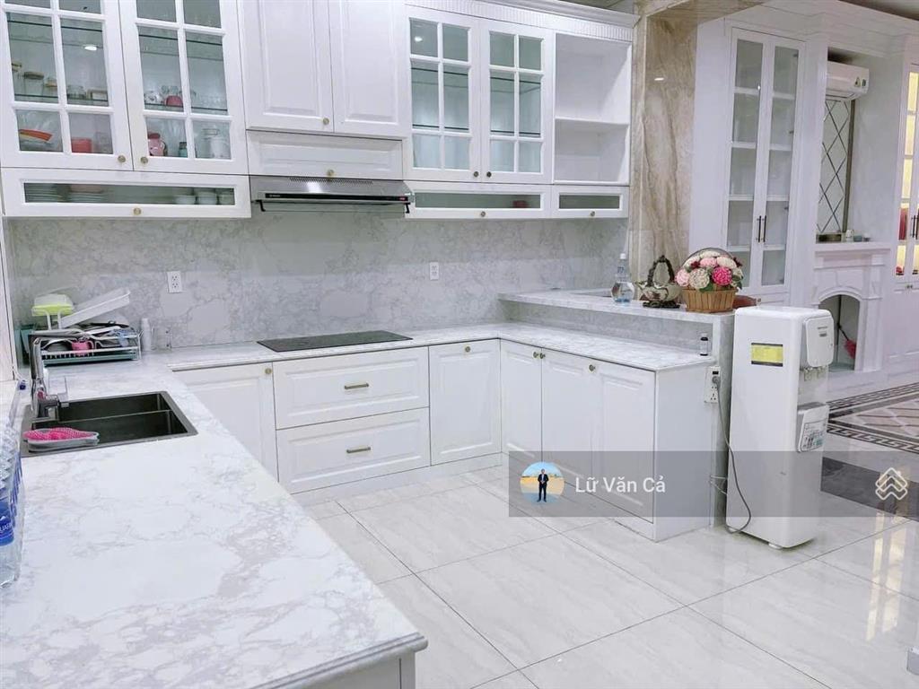 Nhà phố lakeview city full nội thất cao cấp dt 5x20m 5 phòng ngủ giá thuê 34 tr/th  0907 860 ***