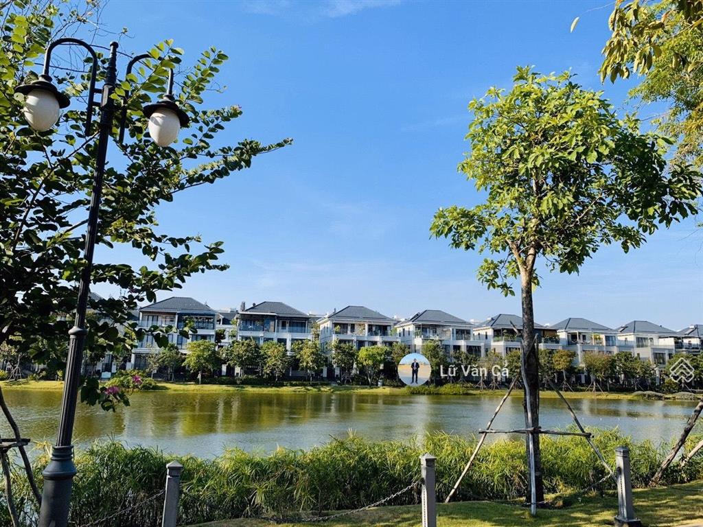 Gấp gấp kẹt tiền cần ra nhanh nhà phố lakeview city dt 5x20m 3 lầu, hoàn thiện nội thất giá 20,5 tỷ