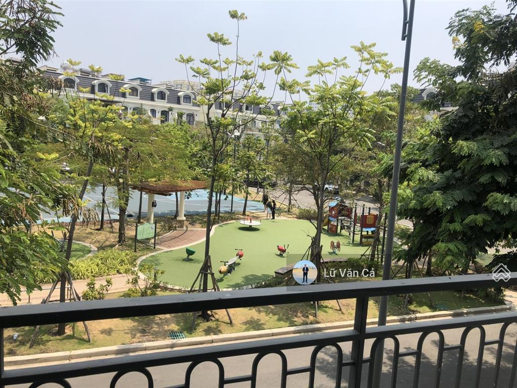 Kẹt tiền bán gấp nhanh nhà phố lakeview city 5x20m 3 lầu hđmb sang tên nhanh chóng giá bán 20 tỷ