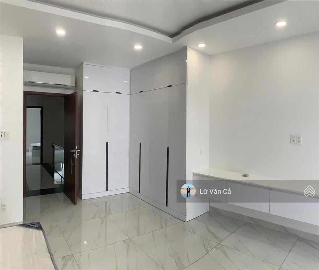 Hot  cho thuê nhà phố lakeview city full nội thất view công viên dt 100m2, 4 pn giá thuê chỉ 30 tr