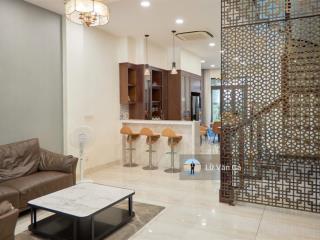 Lakeview city cho thuê nhà phố full nội đầy đầy đủ 5 phòng ngủ dt 5x20m giá 34tr  0907 860 ***