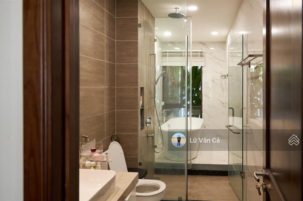 Lakeview city cho thuê nhà phố full nội đầy đầy đủ 5 phòng ngủ dt 5x20m giá 34tr  0907 860 ***