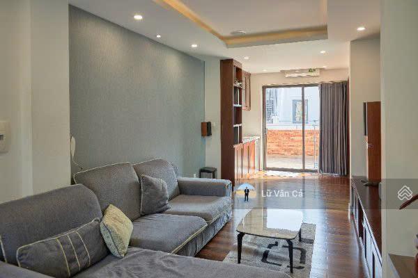 Cho thuê nhà phố full nội đầy đầy đủ 5 phòng ngủ dt 5x20m 3 lầu, tại kđt lakeview city giá 35 tr/th