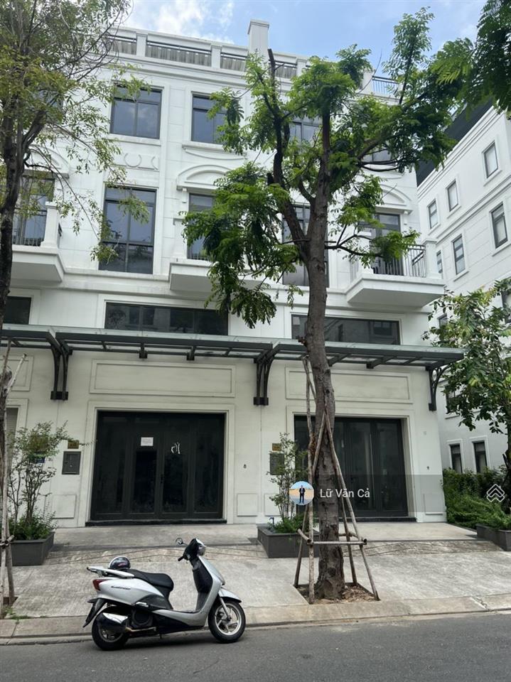 Giá hot trong tháng chính chủ cần tiền bán gấp shophouse 5 lầu lakeview city dt 100m2 giá bán 19 tỷ