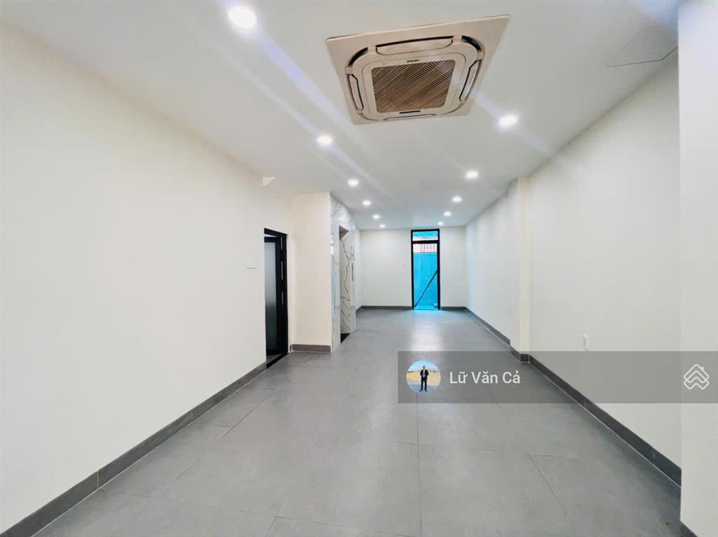 Shophouse lakeview city dt 5x20m 1 trệt 1 lửng 3 lầu hoàn thiện cơ bản có thang máy giá thuê 38tr