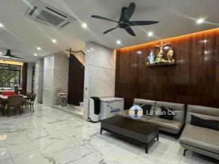 Biệt thự sân vườn lakeview city view hồ full nội thất đầy đủ cho thuê dt 8x22m giá thuê 50tr tl