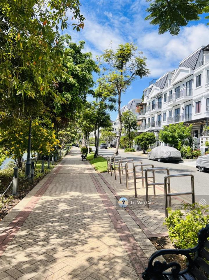 Bán gấp nhà phố lakeview city giá cực hot chỉ 18,5 tỷ nhà hoàn thiện 100m2 3 lầu, hđmb công chứng