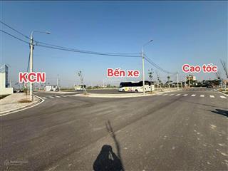 Xây nhà thiếu tiền nên muốn nhượng lại lô đất 108m2