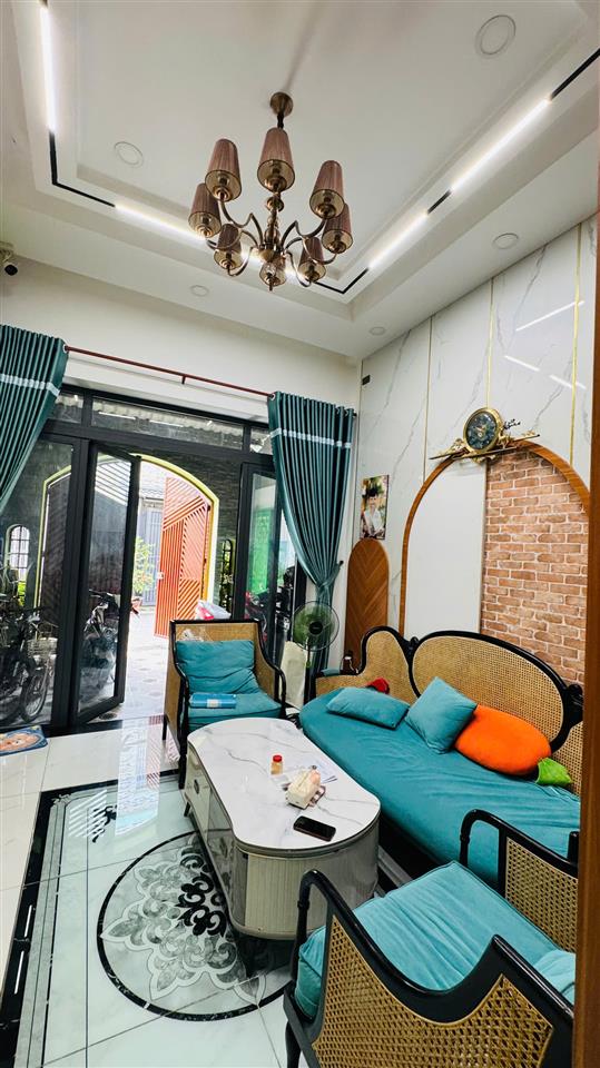 Bán Nhà đẹp 2 Mặt Hẻm 6m Sát Chợ Bình Trị Đông, 4x18m, 3 Tầng, 7.6 Tỷ TL