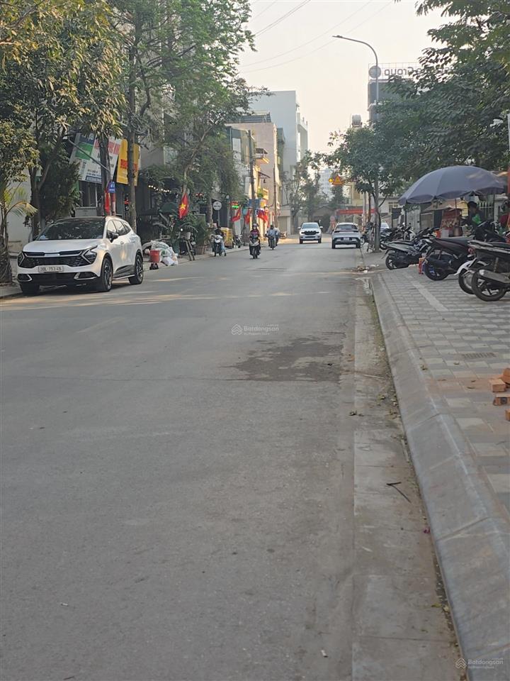 Phú thượng, tây hồ, mặt phố, vỉa hè, kinh doanh, ô tô đỗ, 130m2, mặt tiền 5m, 23 tỷ có tl