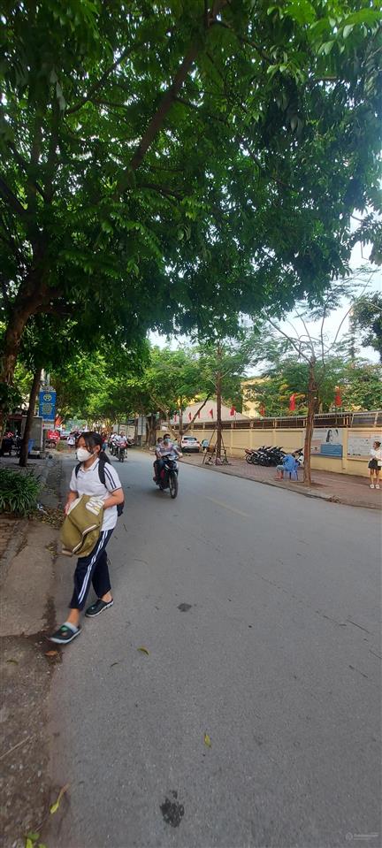 Bán gấp nhà riêng tại thụy phương, 7,7 tỷ, 55m2, ô tô tránh gần hồ, view đẹp