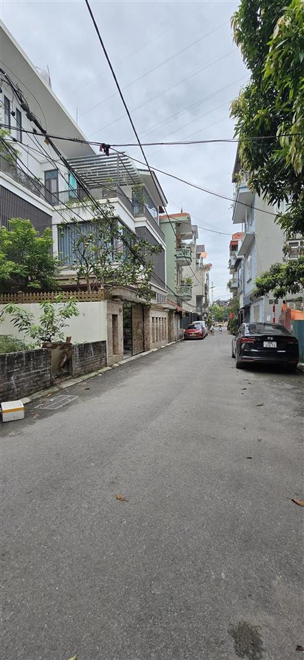 Phú xá, phú thượng, tây hồ nhà 145m2, mặt tiền 8.5m, ô tô tránh, 190tr/m2 có thương lượng.